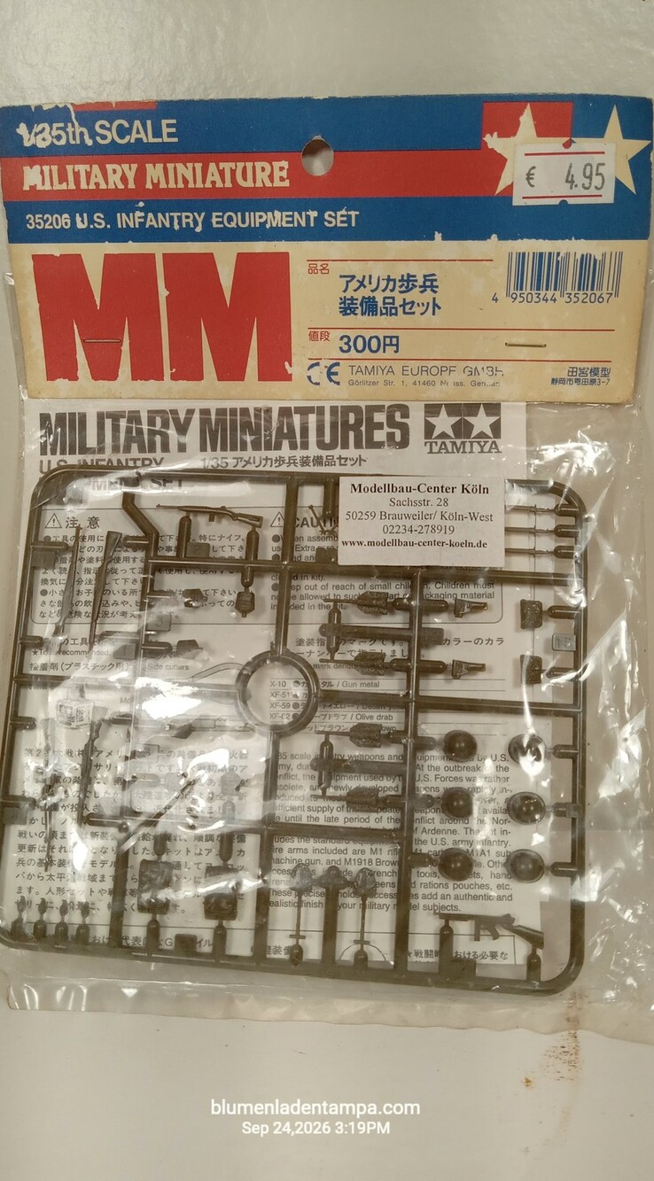 Tamiya 1/35 Scale U.S. Infantry Equipment Set WWII Military Model 35206
